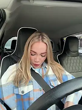 Snapshot of LavenderHot chatting on February 2025 02:26:02 AM LavenderHot online show from February 2025 02:26:02 AM