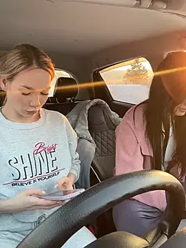 Snapshot of LavenderHot chatting on February 2025 02:27:01 AM LavenderHot online show from February 2025 02:27:01 AM