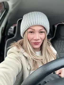 Snapshot of LavenderHot chatting on March 2025 01:58:02 AM LavenderHot online show from March 2025 01:58:02 AM