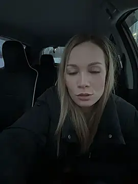 Snapshot of LavenderHot chatting on November 2025 02:00:02 AM LavenderHot online show from November 2025 02:00:02 AM