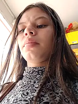 Violeta 12- online show from December 2024 06:45:01 PM