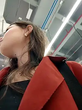 Violeta 12- online show from March 2025 04:01:01 PM