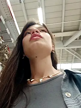 Violeta 12- online show from December 2025 03:43:01 PM