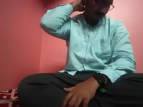 naughtymike0007 online show from November 2025 01:21:02 PM