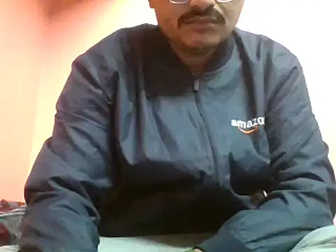 naughtymike0007 online show from December 2025 01:22:02 AM