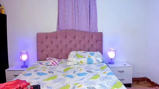 Latinabombsheell online show from February 2025 05:41:01 AM