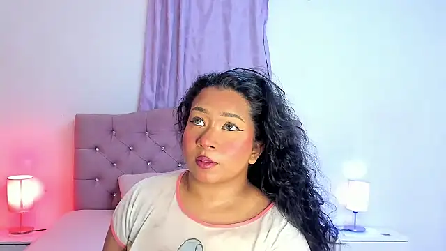 Latinabombsheell online show from September 2025 05:33:01 AM