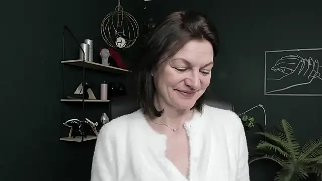 VivianWILD online show from April 2026 05:46:02 AM