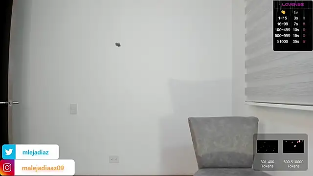 MalejaDiaz  online show from December 2024 12:27:02 PM