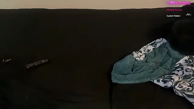 Snapshot of yummyrina chatting on February 2025 04:22:01 PM yummyrina online show from February 2025 04:22:01 PM