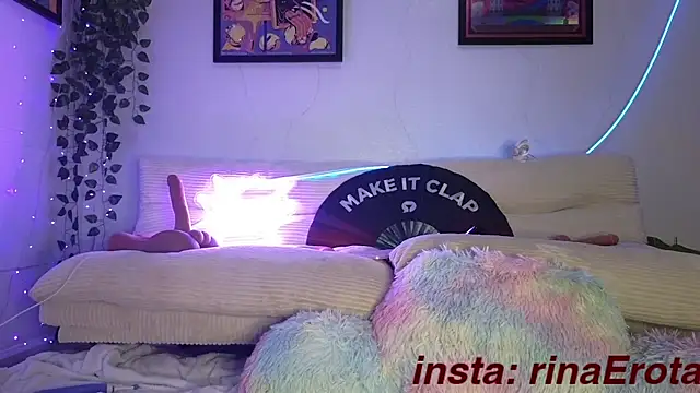 Snapshot of yummyrina chatting on November 2025 11:37:02 PM yummyrina online show from November 2025 11:37:02 PM