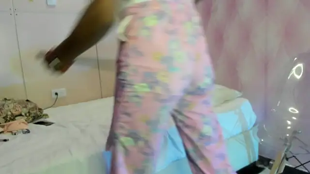 Hilary-banks online show from March 2025 03:29:02 AM