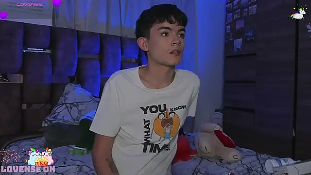 Snapshot of Angelo_018 chatting on January 2025 04:31:02 PM Angelo 018 online show from January 2025 04:31:02 PM