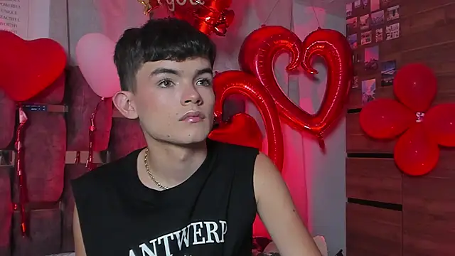 Snapshot of Angelo_018 chatting on February 2025 07:26:01 AM Angelo 018 online show from February 2025 07:26:01 AM