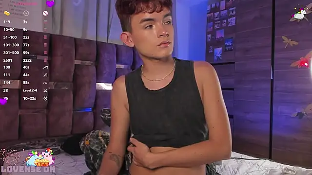 Snapshot of Angelo_018 chatting on March 2025 09:30:01 AM Angelo 018 online show from March 2025 09:30:01 AM