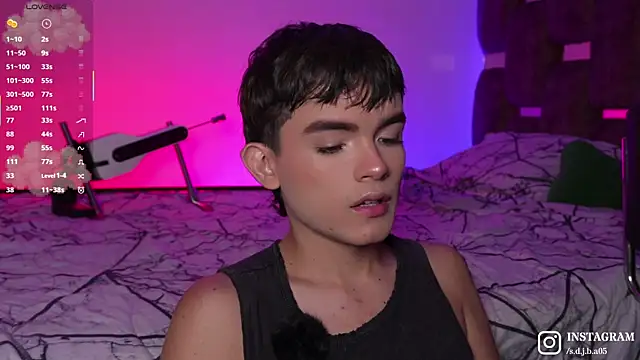 Snapshot of Angelo_018 chatting on October 2025 09:32:02 AM Angelo 018 online show from October 2025 09:32:02 AM