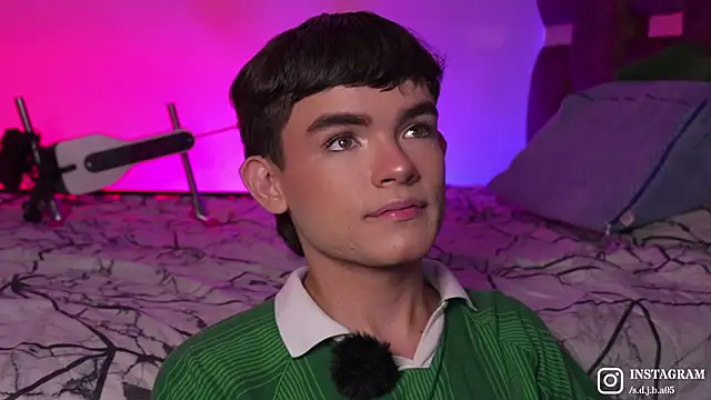 Snapshot of Angelo_018 chatting on October 2025 05:30:01 AM Angelo 018 online show from October 2025 05:30:01 AM