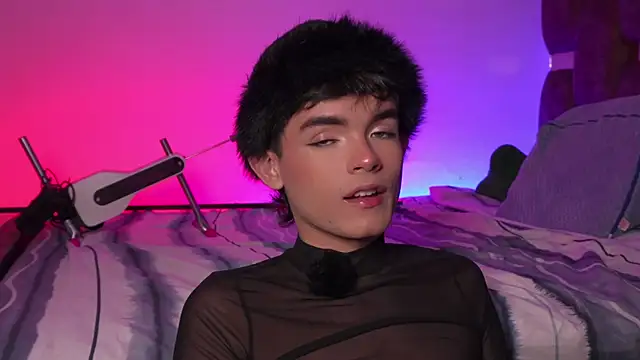 Snapshot of Angelo_018 chatting on October 2025 04:42:01 AM Angelo 018 online show from October 2025 04:42:01 AM