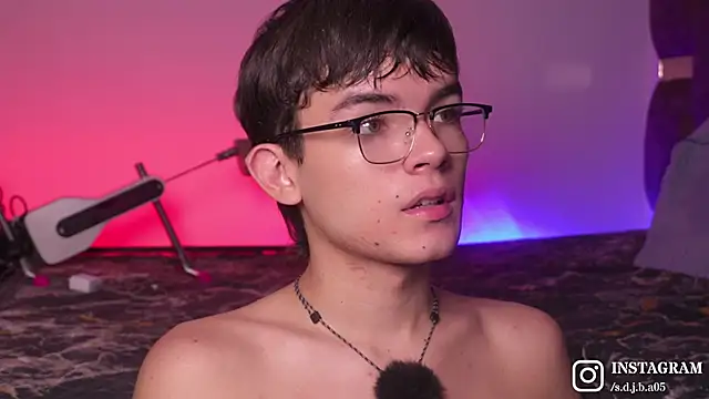 Snapshot of Angelo_018 chatting on November 2025 12:27:01 PM Angelo 018 online show from November 2025 12:27:01 PM