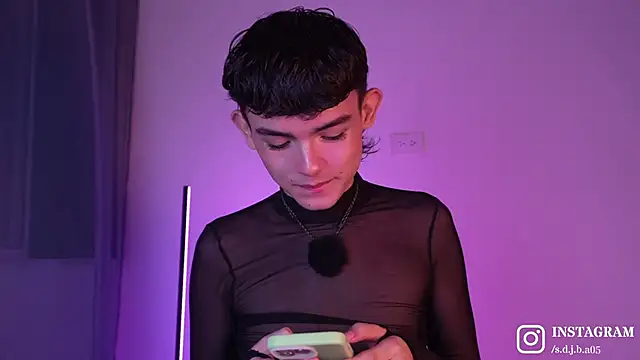 Snapshot of Angelo_018 chatting on February 2026 01:57:02 AM Angelo 018 online show from February 2026 01:57:02 AM