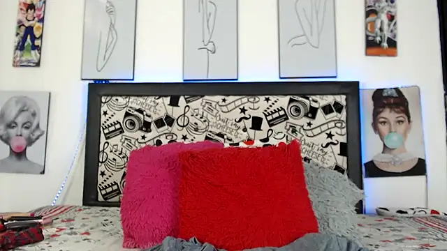 Rihana14 online show from April 2026 05:28:01 PM