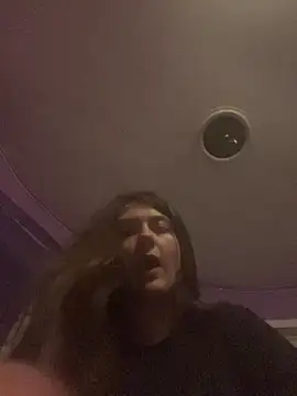 itzcheyduh online show from October 2025 11:56:02 PM