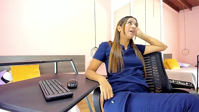 Snapshot of Alana_Suares1 chatting on January 2026 09:51:01 PM Alana Suares1 online show from January 2026 09:51:01 PM
