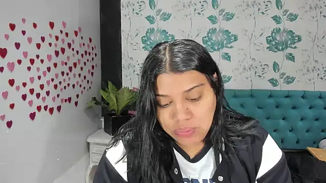 LindaBreeS online show from February 2025 01:51:02 PM