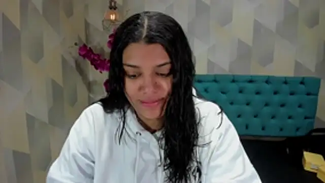 LindaBreeS online show from October 2025 01:29:01 PM