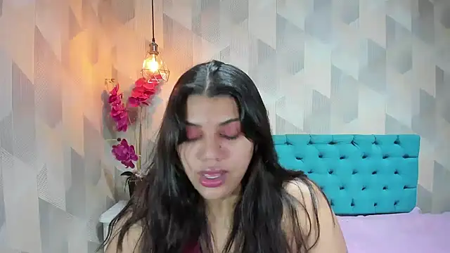 LindaBreeS online show from June 2026 04:23:01 AM