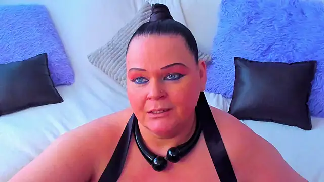 MilanaBiegert online show from March 2025 12:01:02 PM