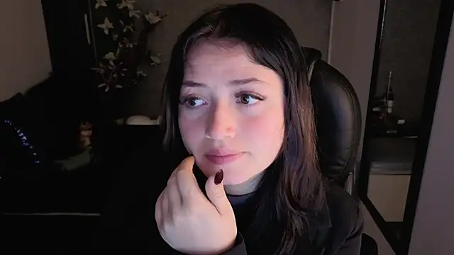 almma shy online show from November 2025 01:33:02 PM