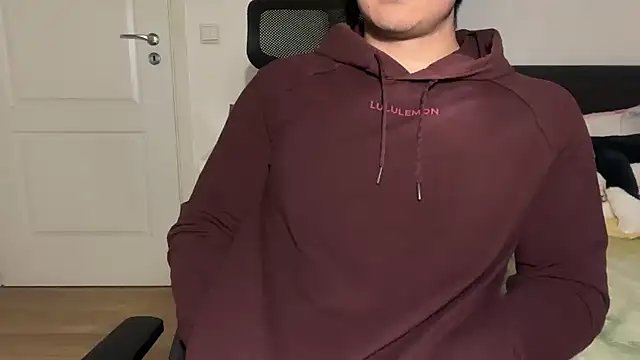 jungcock3210 online show from November 2025 05:24:01 PM