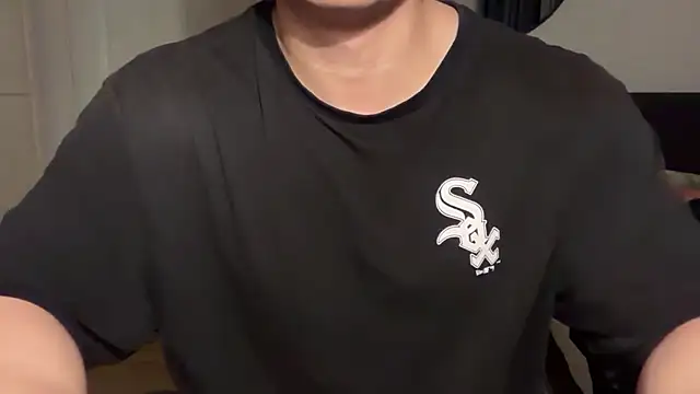 jungcock3210 online show from November 2025 06:07:02 PM