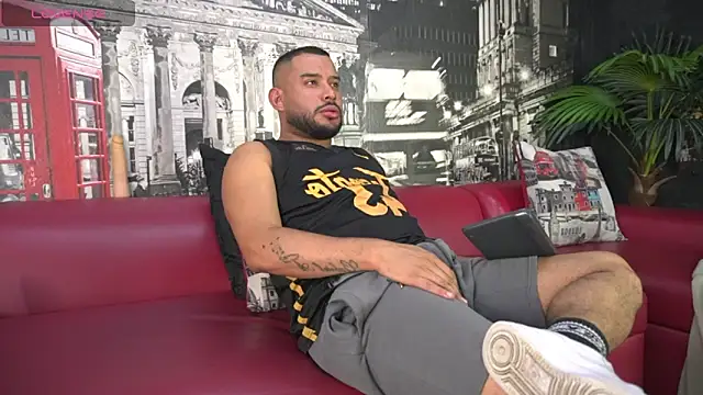 THIAGOXBIG online show from October 2025 09:32:02 PM