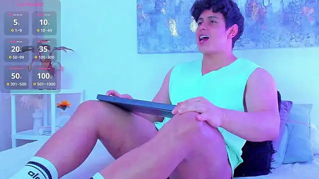 arminjones1 online show from October 2025 03:43:02 AM