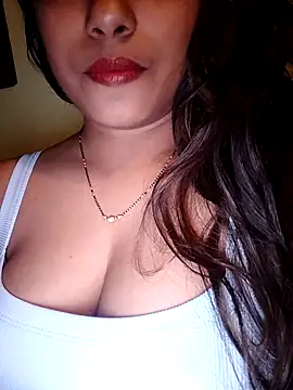 sexyindi couple online show from December 2024 02:10:02 PM