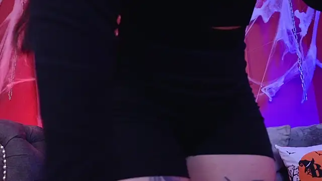 Julieta Russell online show from October 2025 11:45:02 AM