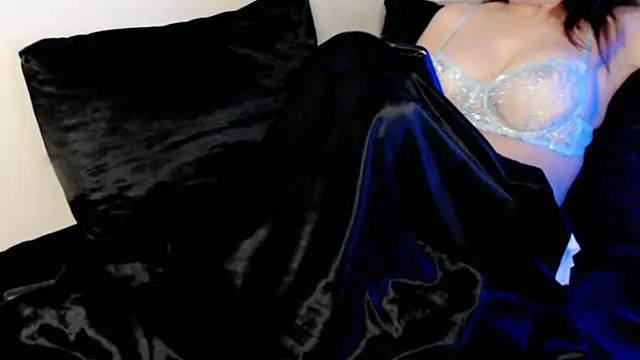 hotmask online show from April 2026 06:41:01 PM