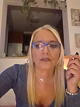 kikkastar online show from October 2025 07:33:01 PM