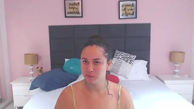 Snapshot of MadisonJenner chatting on January 2025 10:49:02 AM MadisonJenner online show from January 2025 10:49:02 AM