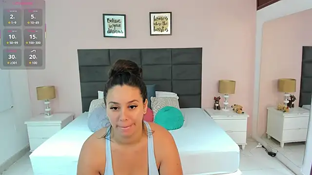 Snapshot of MadisonJenner chatting on November 2025 11:10:01 AM MadisonJenner online show from November 2025 11:10:01 AM