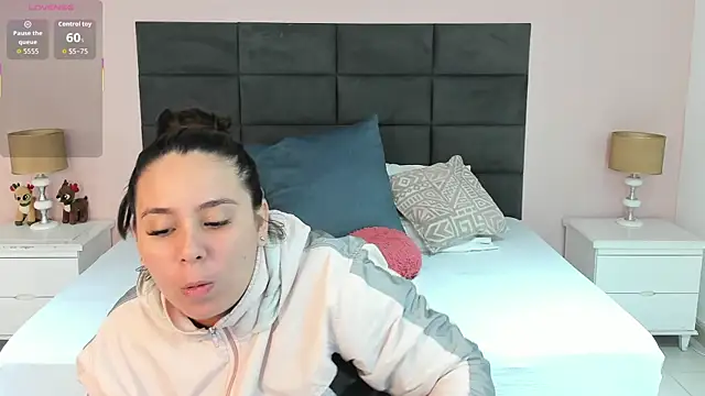 MadisonJenner online show from December 2025 12:13:02 PM