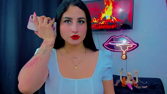 sunshine uwu22 online show from March 2026 07:18:02 PM