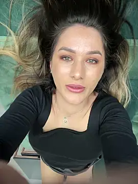 HotXMom online show from February 2025 07:29:01 AM