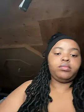 Linahlove online show from March 2025 07:18:01 AM