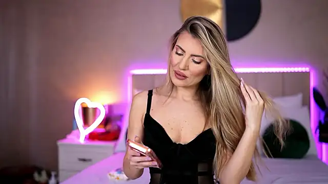 EvellineClaire online show from March 2026 07:24:01 AM