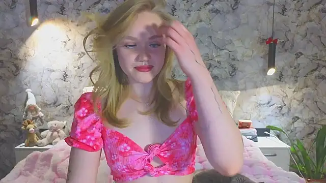 Aurora Golden1 online show from January 2026 04:22:02 PM