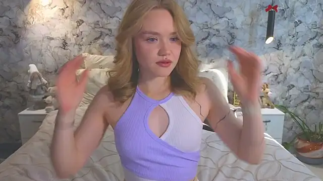 Aurora Golden1 online show from April 2026 02:56:01 AM