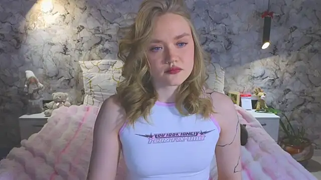 Aurora Golden1 online show from April 2026 06:47:02 AM